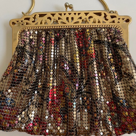 Vintage Whiting & Davis Evening Bag, Collectible - Picture 3 of 4